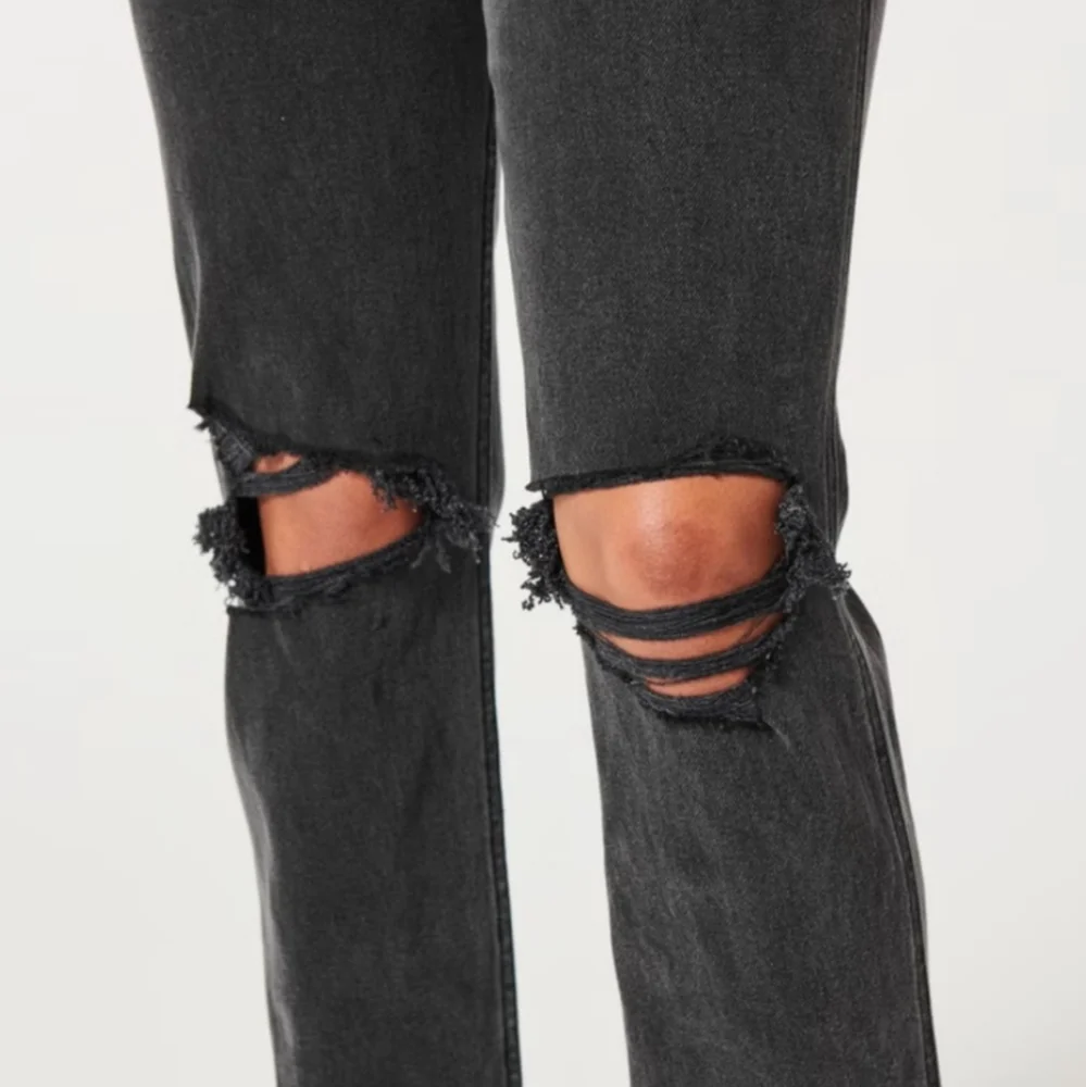 Hollister High Rise Crop Super Skinny Classic Stretch Black Ripped Jeans Size 0 - Picture 3 of 6